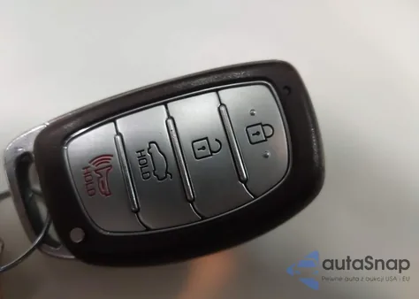 2017 Hyundai Elantra Limited z USA, uszkodzony, nr VIN KMHD84LF2HU284121